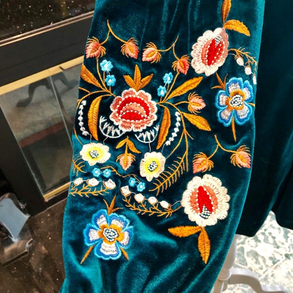 Aqua Velvet floral Embroidered Dress/Top - Picture 3 of 4